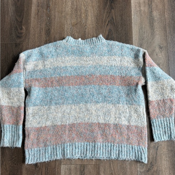 Dreamers by Debut Sweater. Women’s size small. Beautiful neutral colors! - Picture 6 of 6